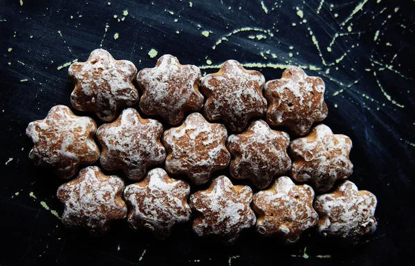 Gingerbread Custard Icing Sugar Dark Background — Stok Foto