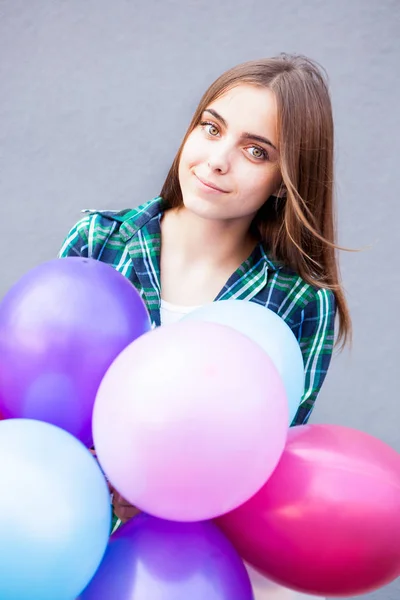 Hermosa Adolescente Con Pecas Con Globos — Foto de Stock