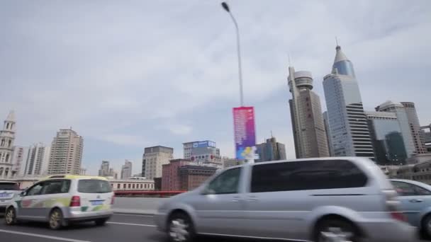 Eine Taxifahrt durch die Stadt. — Stockvideo