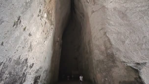 Visitez les ruines du théâtre grec — Video