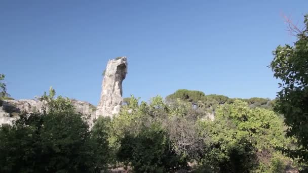 Visita le rovine del teatro greco — Video Stock