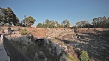Yunan Tiyatrosu kalıntıları ziyaret