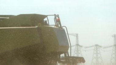 Birleştirme Hasat Zamanında Çalışır, Kasanın Arka Tarafında yanıp sönen ışık. Prores, Yavaş Hareket