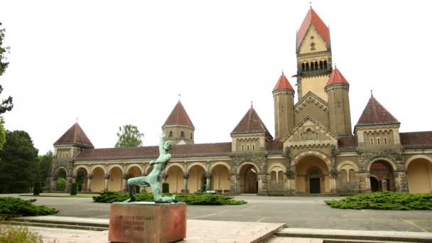 Krematorium Leipzig um lugar de enterro e ardência de pessoas . — Vídeo de Stock