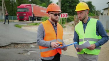 Erkek mühendisler sel sorununu çözer. Büyük felaketlerin ardından oluşan yıkım