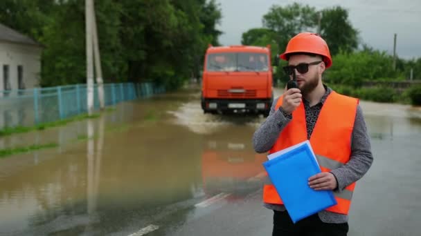 Desastre natural grandes inundaciones bajo el agua toda la comunidad e inundaciones — Vídeo de stock