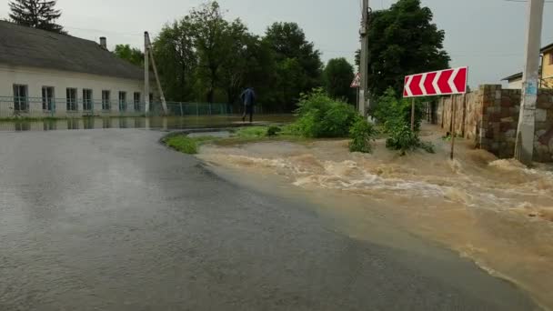 Desastre natural grandes inundações subaquáticas comunidade inteira e inundado — Vídeo de Stock