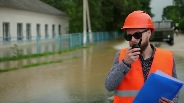 Disastri naturali gravi inondazioni sottomarine intera comunità e inondazioni — Video Stock
