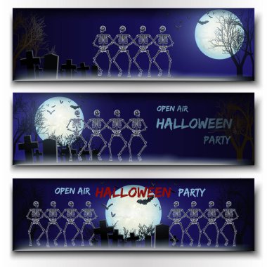 Cadılar Bayramı vektör kümesi afiş iskeletler, dans ile büyük dolunay ve uçan yarasalar. Cadılar Bayramı açık hava partisine davet.