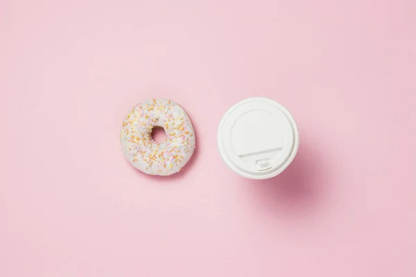 Paper Cup Coffee Tea Fresh Tasty Sweet Donut Pink Background — Stock Photo, Image