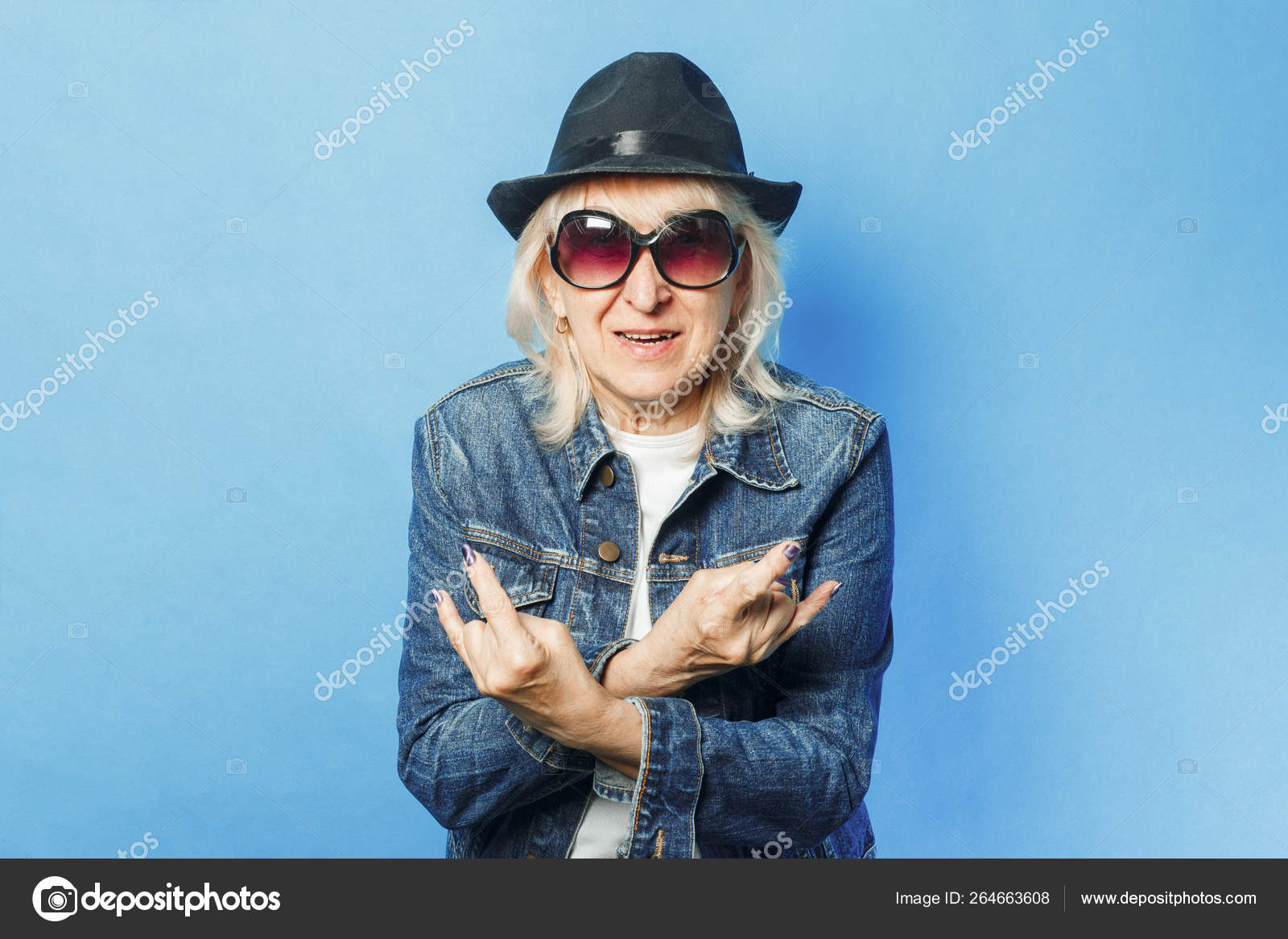 grand mère vieille a lunette