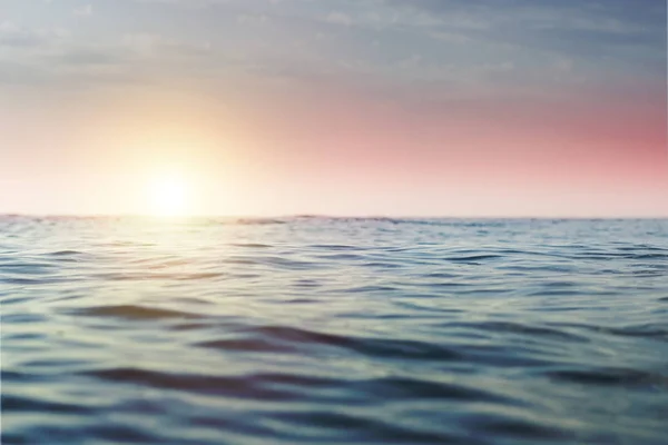 Mare al tramonto e all'alba. Paesaggio marino. Concentrazione ristretta — Foto Stock