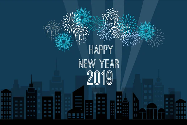 gece havai fişek ile şehir güzel manzara kış Aralık 2019 yılında yeni yıl ve Noel tatil için mavi bir arka plan üzerinde
