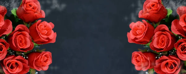 kırmızı gül çiçekler ile afiş kolaj 