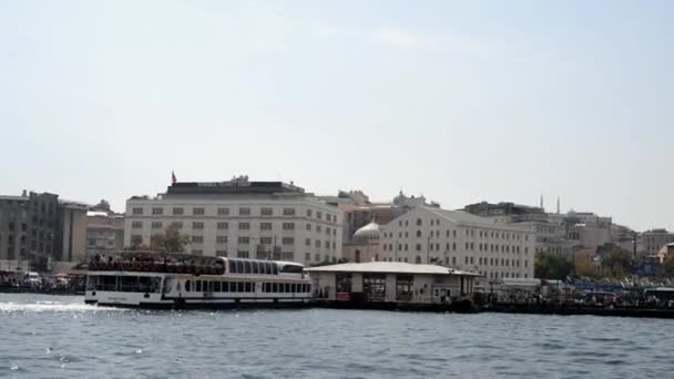 Das Schiff Fährt Zur Seebrücke Der Bosporus Bucht Istanbul — Stockvideo