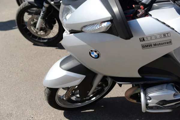 Deporte motocicleta negro blanco BMW — Foto de Stock