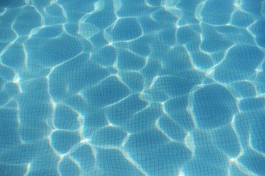 yukarıdan havuz görünümü 