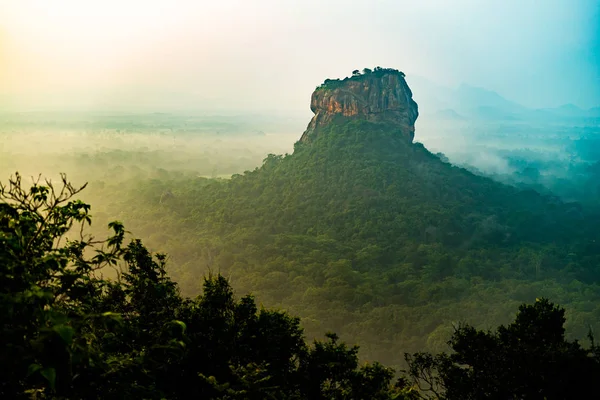 Sigiriya Lion Rock Mount sri lag vista superior do amanhecer — Fotografia de Stock