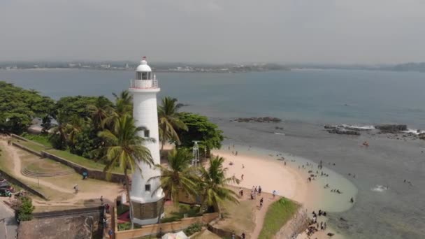 Farol em Fort Galle - Mar do Sri Lanka — Vídeo de Stock