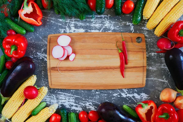 Fresh Cut Vegetables Wooden Background Concept Vegetarian Diet Preparation Salad — Stock Photo, Image