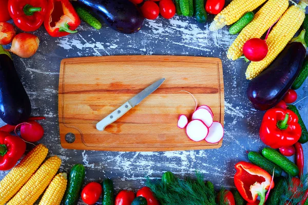 Fresh Cut Vegetables Wooden Background Concept Vegetarian Diet Preparation Salad — Stock Photo, Image