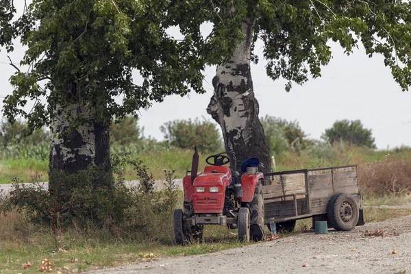 Tractor Agrícola Pequeño Con Remolque — Foto de Stock