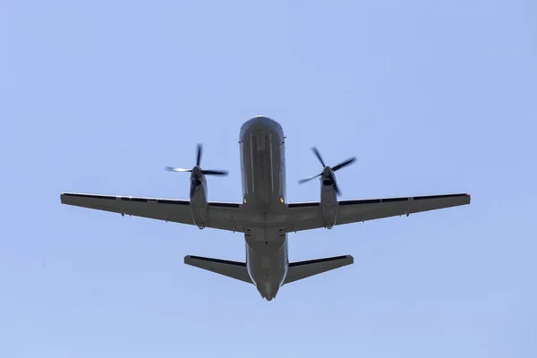 Самолеты Шасси Фоне Неба — стоковое фото