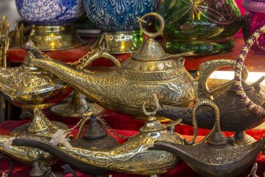 Eski stil yağ lambası. Aladdin's lamp