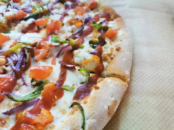 Deliciosa Pizza Mexicana Clássica Com Carne Pimentão Cebola Tomate Jalapeno — Fotografia de Stock