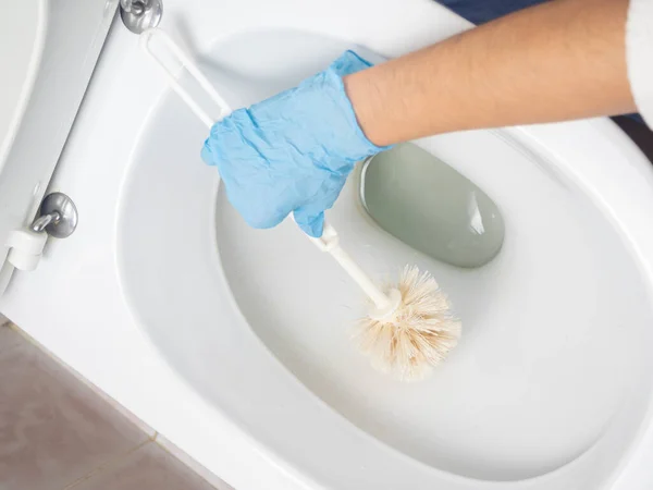 Limpieza Inodoro Sucio Con Cepillo Productos Limpieza — Foto de Stock