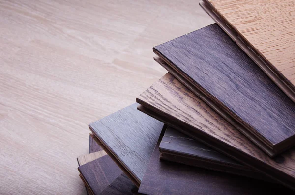 Concepto de materiales. madera textura piso Muestras de laminado y vi — Foto de Stock
