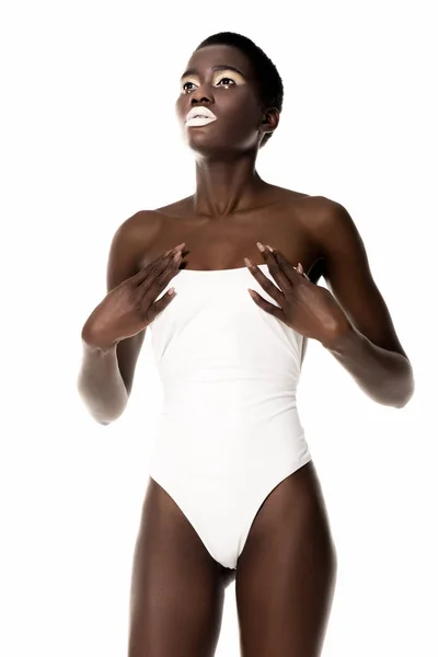 Belle Femme Africaine Américaine Sensuelle Avec Maquillage Blanc Portant Maillot — Photo