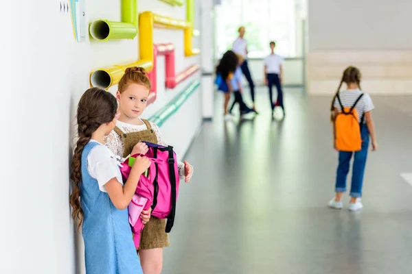 Two Adorable Schoolgirls Chatting School Corridor Break — Stock Photo, Image