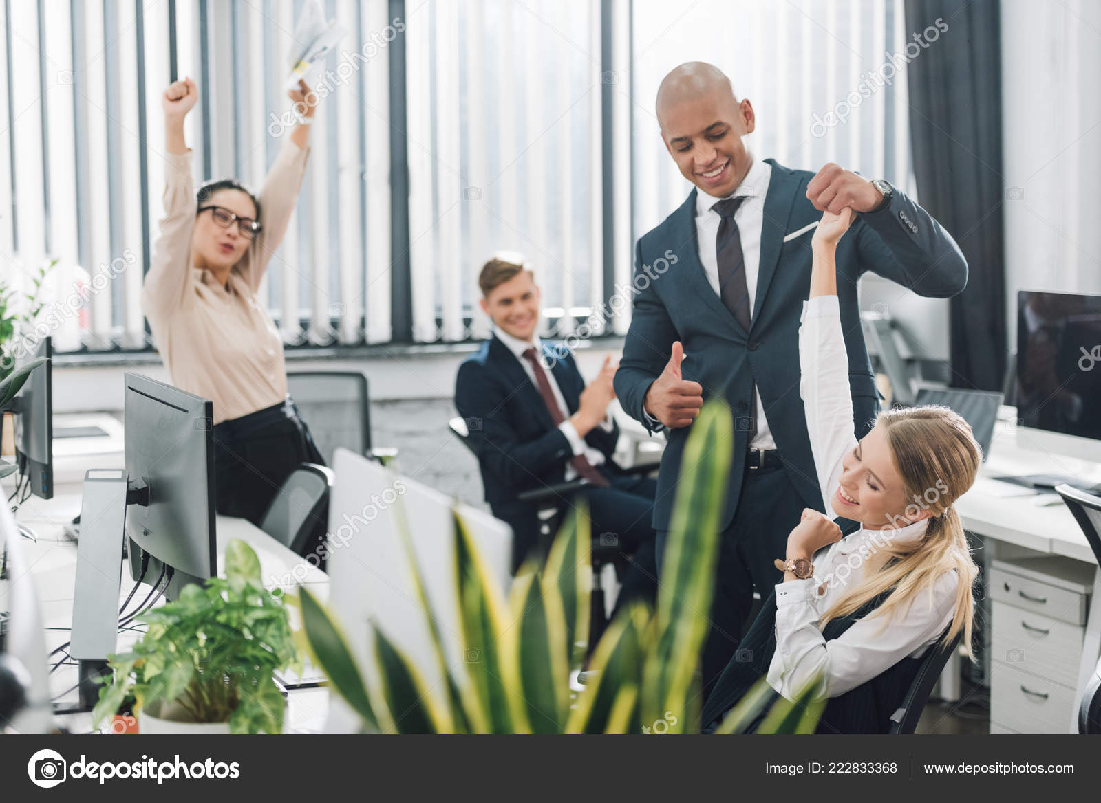 Smiling Businesswoman Greeting A Colleague On A Meeting Stock Photo -  Download Image Now - iStock
