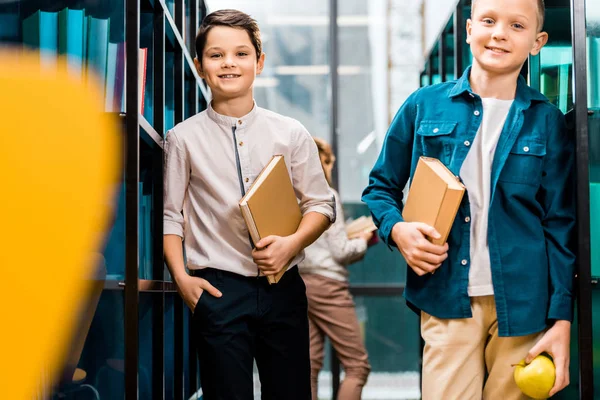 Adorable Schoolboys Holding Books Smiling Camera Library — Stock Photo, Image