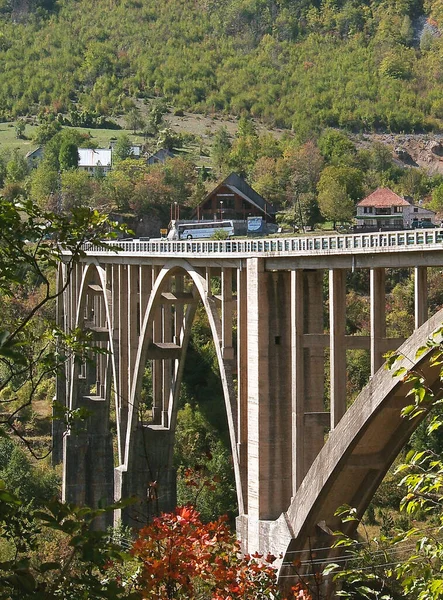 Puente Piedra Sobre Cañón Montenegro — Foto de Stock
