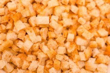 Tahıl kruton kapatın. Kuru ekmek dilimleri. Kraker yakın çekim.