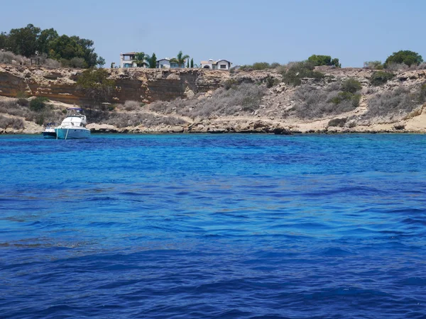 Deniz manzarası, Kıbrıs. Akdeniz