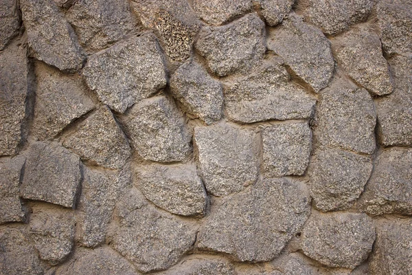Evin duvarına granit şekilsiz taştan yapılmış
