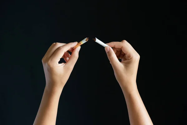World Tobacco Day May Stop Smoking Close Woman Hand Breaking — Stock Photo, Image