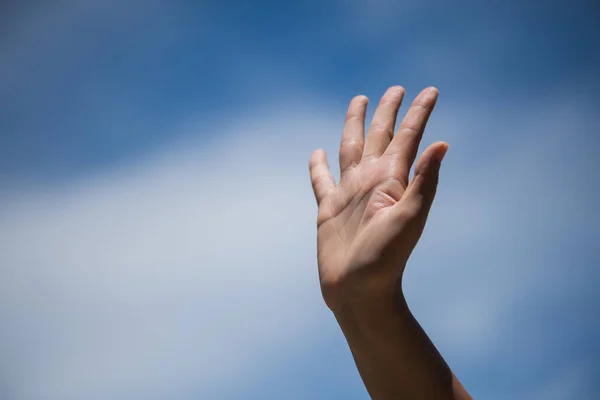 Woman Raise Hand Showing Five Fingers Blue Sky White Cloud — Stock Photo, Image