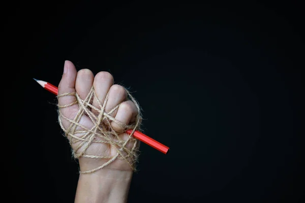 Hand Red Pencil Tied Rope Depicting Idea Freedom Press Freedom — Stock Photo, Image