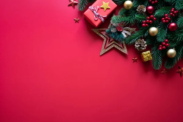 Χριστουγεννιάτικο Φόντο Έννοια Κάτοψη Του Χριστουγεννιάτικο Δέντρο Κλαδιά Της Ερυθρελάτης — Φωτογραφία Αρχείου
