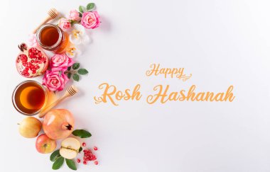 Rosh hashanah (Yahudi Yeni Yıl Tatili), beyaz arka planda geleneksel veya din sembolleri kavramı.