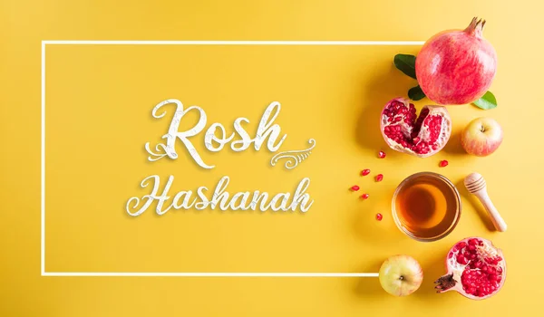 Rosh Hashanah Yahudi Yeni Yıl Tatili Pastel Sarı Kağıtta Geleneksel — Stok fotoğraf