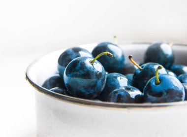 arka plan doku Erik mavi rengi beyaz bir daire meyve tatlı mat güzel sulu kopya üzerinde