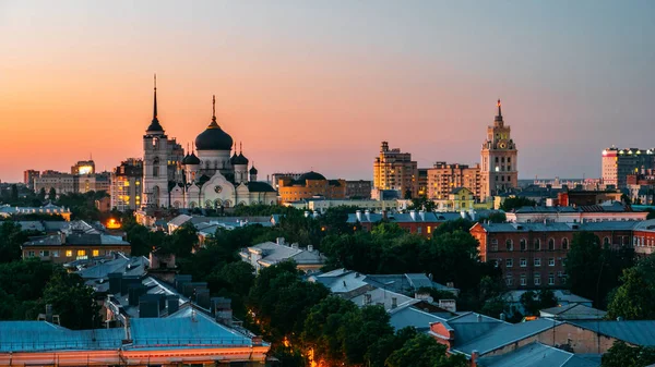 Voronej şehir merkezinde akşamları