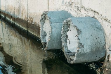 Beton drenaj veya kanalizasyon boruları, pis su ve çevre kirliliği
