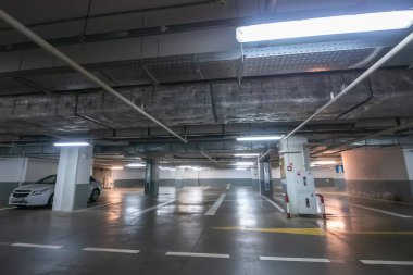 Yeraltı garajı ya da modern araba parkı