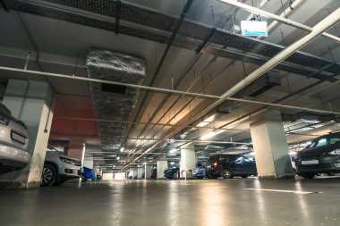 Yeraltı garajı ya da modern araba parkı